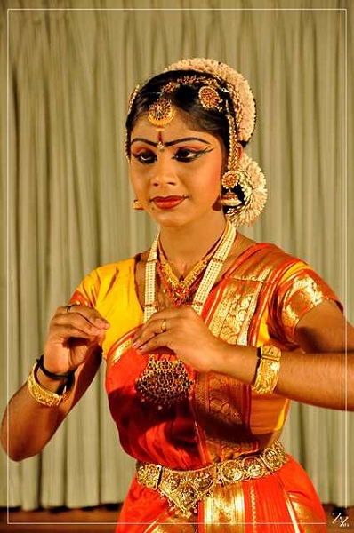 50940 Bharata Natyam 01-2014 (Zz) (Copier).jpg